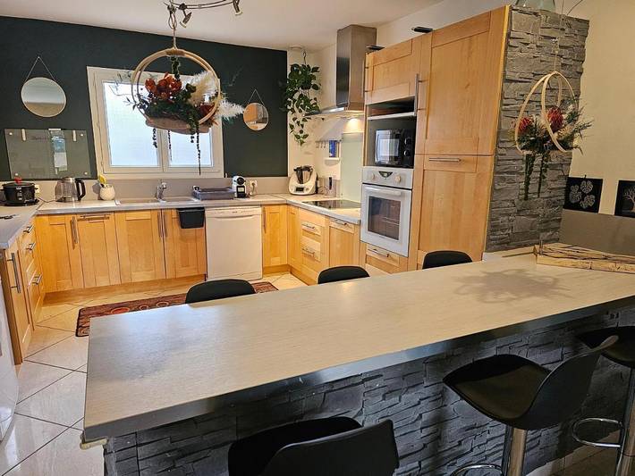 Villa pour 6 personnes, avec vue ainsi que jardin et piscine dans l' Ariège - 4