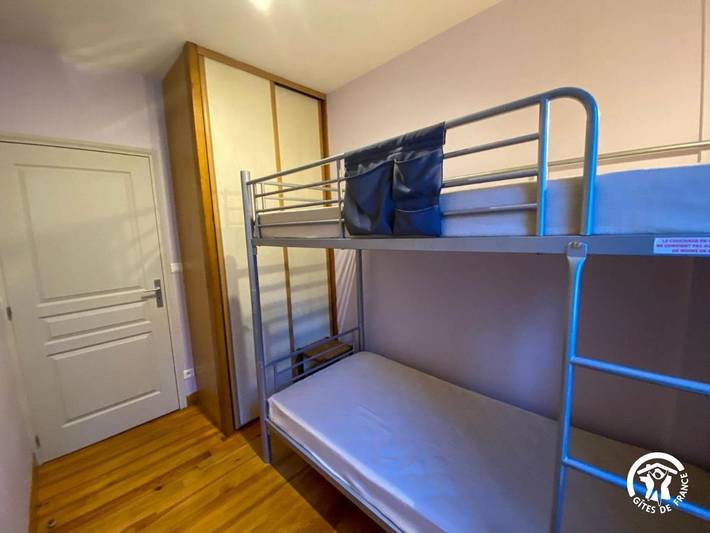 Location de vacances pour 4 personnes, avec jardin ainsi que vue et terrasse à Sénergues - 4