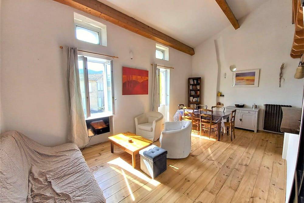 Maison Avec Terrasse au Centre de Dieulefit in Dieulefit, Nyons und Umgebung