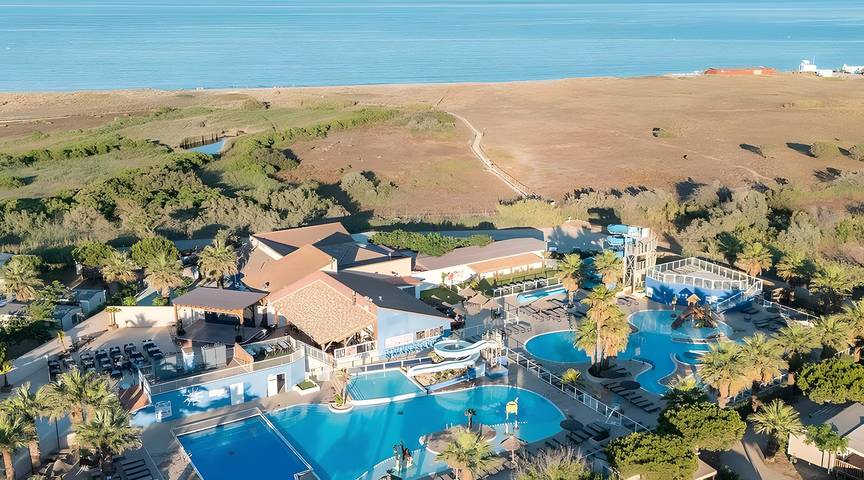 Camping pour 6 personnes, avec Bassin pour enfant et Sauna