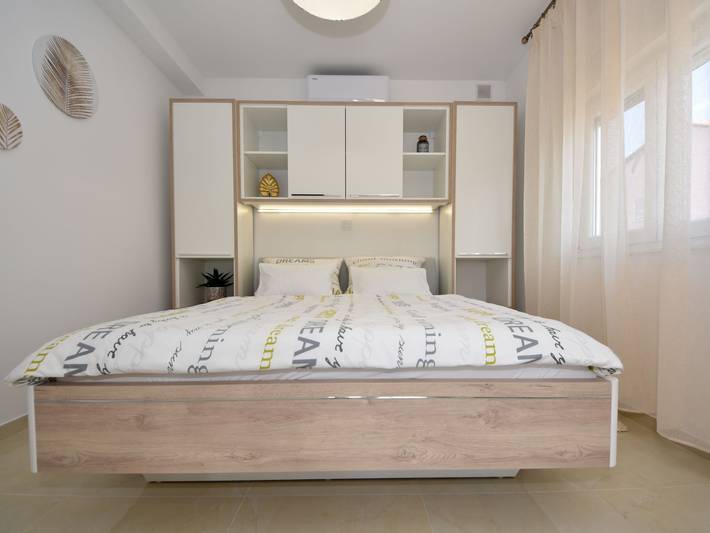 Ferienwohnung für 2 Personen, mit Terrasse und Garten auf Vir - 4