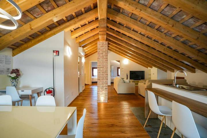 Ferienwohnung für 6 Personen, mit Garten und Ausblick