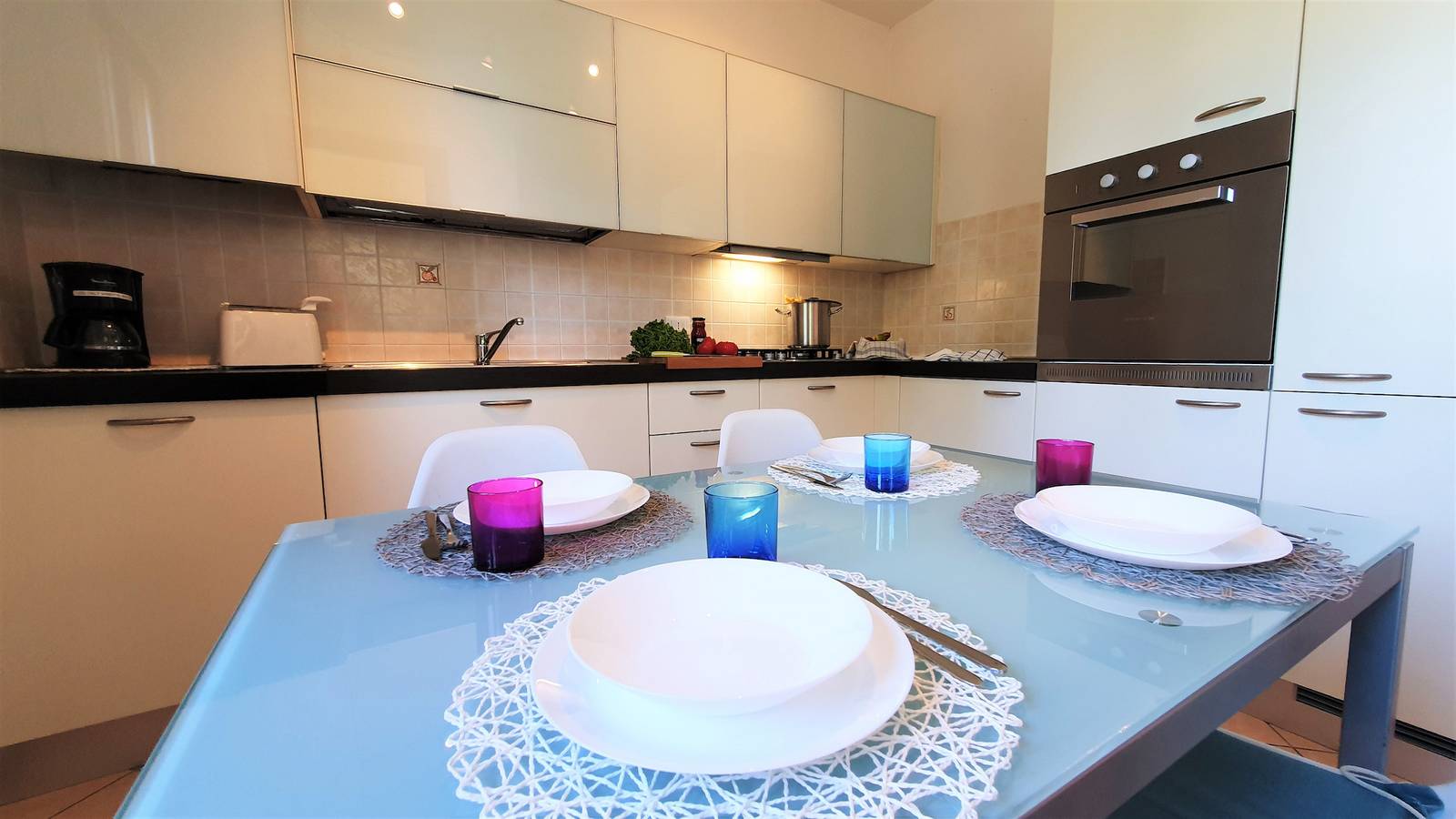 Appartement entier, Regarda - appartamento "A Casa di La' " con wifi, cani ammessi in Lazise, Montagnes autour du lac de Garde