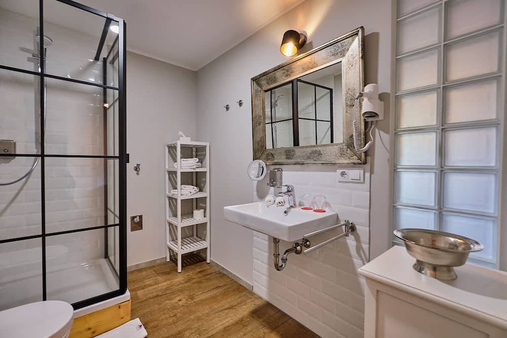 Ganze Wohnung, Standart Apartment - 1 Schlafzimmer in Kelheim, Ostbayern