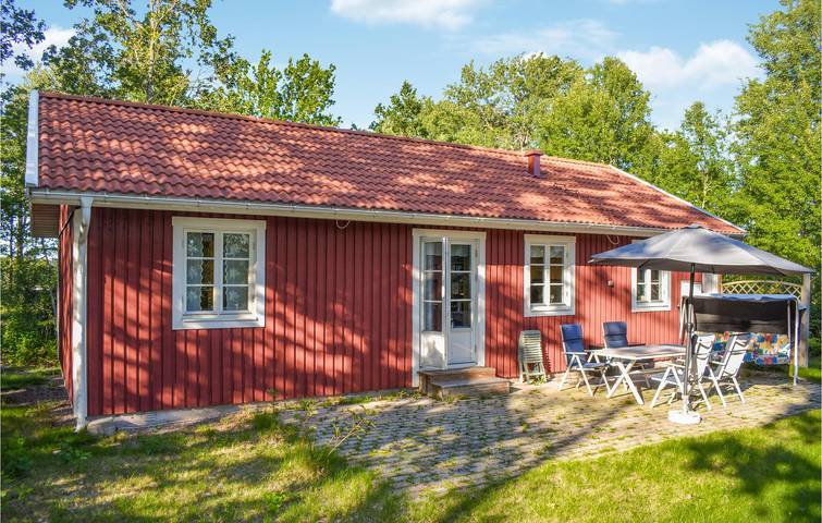 Ferienhaus für 6 Personen, mit Terrasse und Garten in Mönsterås und Umgebung