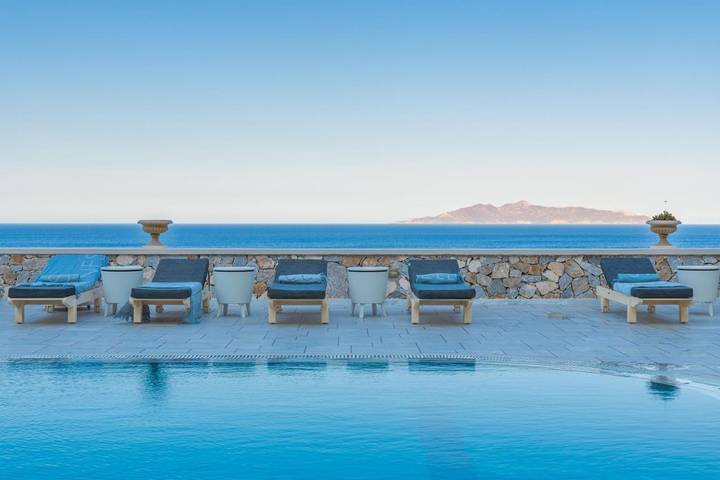 Hôtel pour 3 personnes, avec piscine et sauna ainsi que jacuzzi et jardin