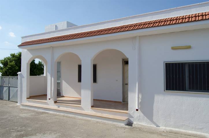 Casa vacanza per 8 persone, con Giardino e Piscina a Specchiarica