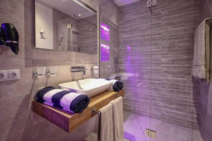 Exclusive Villa in the Southwest of Mallorca in Santa Ponça, Calvià