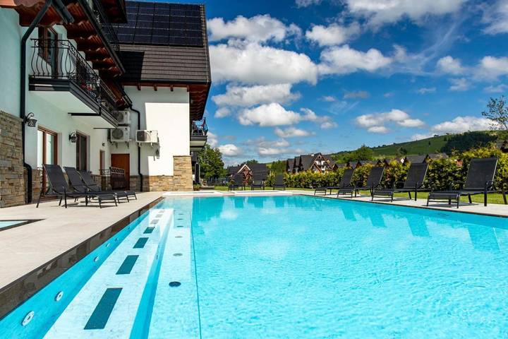 Hotel dla 5 osób, z sauna i jacuzzi oraz ogród i basen - 1