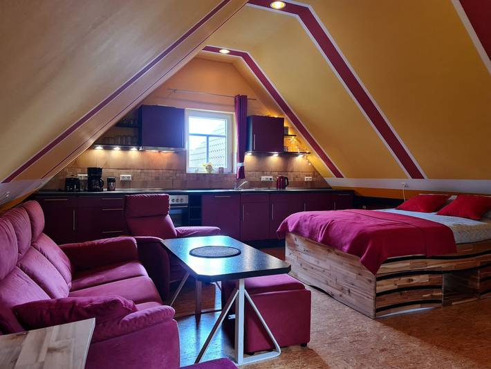 Ferienwohnung für 2 Personen, mit Terrasse und Garten