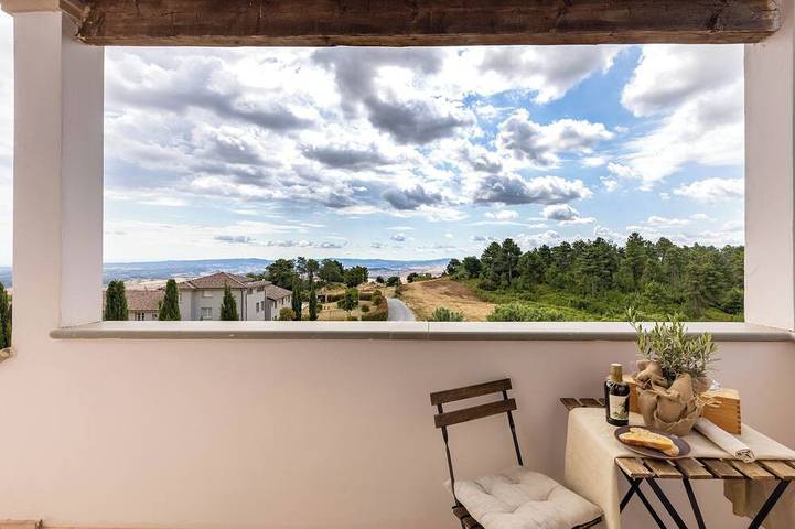 Ferienwohnung für 4 Personen, mit Whirlpool und Balkon