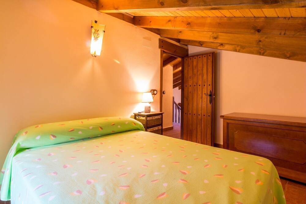 Cortijo con encanto entre naranjos in Cónchar, Provincia de Granada