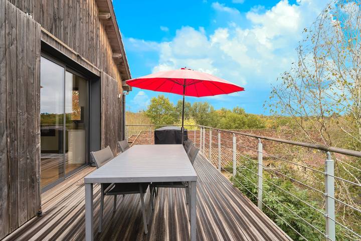 Gîte pour 4 personnes, avec jardin à Saint-Jean-d'Eyraud