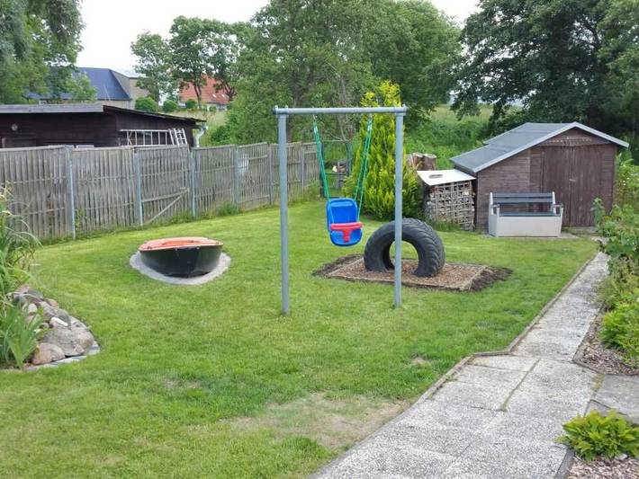 Ferienhaus für 4 Personen, mit Garten, kinderfreundlich in Mecklenburg-Strelitz - 2