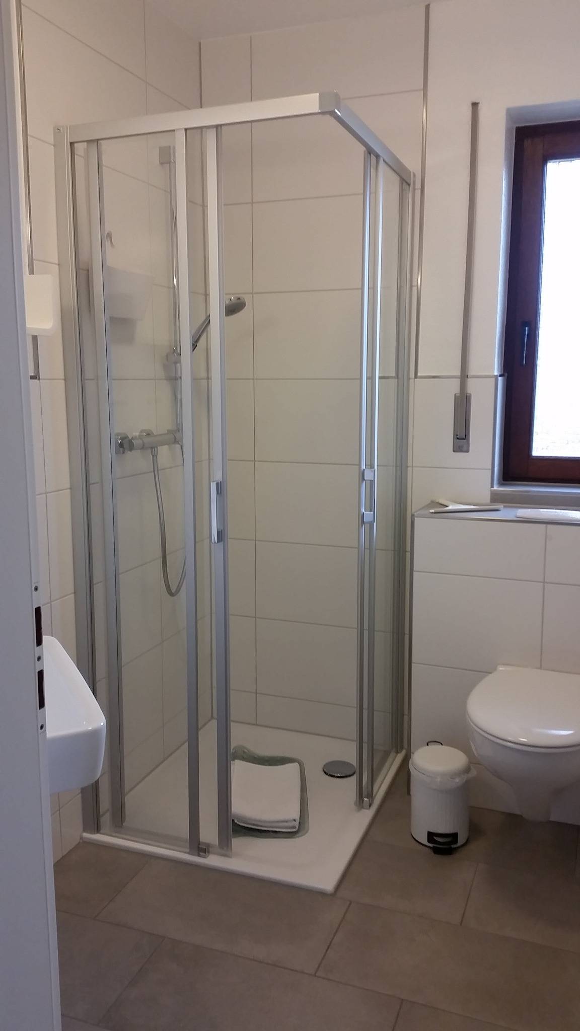 Ganze Ferienwohnung, Ferienwohnung Ilka - 3-Raum-Fewo in Warwerort, Nordseeküste