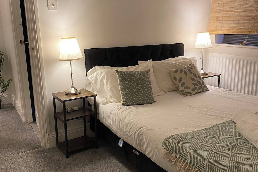 Ushaw Hilltop View- Comfortable 2-Bed Home Near University & Durham City in Durham, County Durham