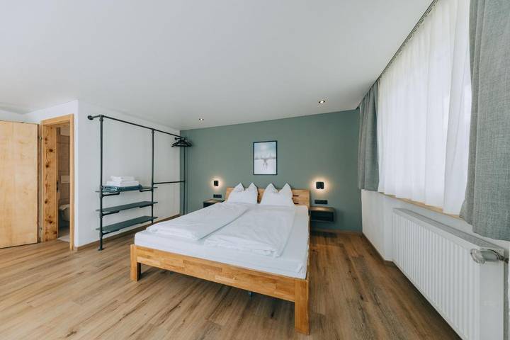 Hotel für 4 Personen, mit Ausblick und Garten sowie Sauna, mit Haustier in Raggal - 3