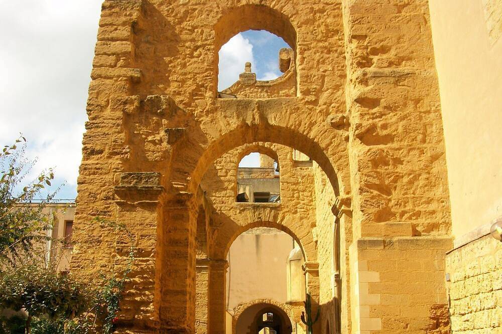 Double Ensuite with breakfast at Monastery of Santo Spirito Agrigento in Agrigento, Provincia de Agrigento