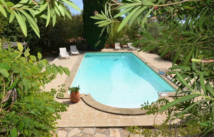 Chambre d’hôte pour 2 personnes, avec jardin et piscine sur la Côte d'Azur - 3