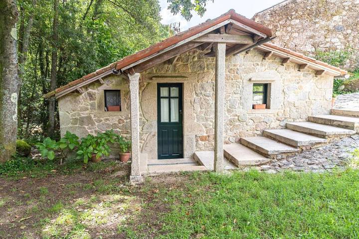 Casa rural para 2 personas, con jardín y sauna además de jacuzzi y piscina en Galicia - 4