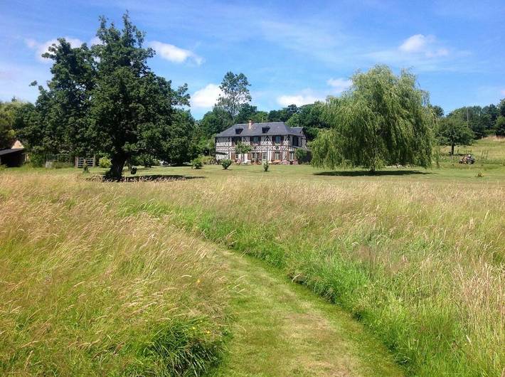 Chambre d’hôte pour 2 personnes, avec jardin et vue, animaux acceptés à Bonneville-la-Louvet
