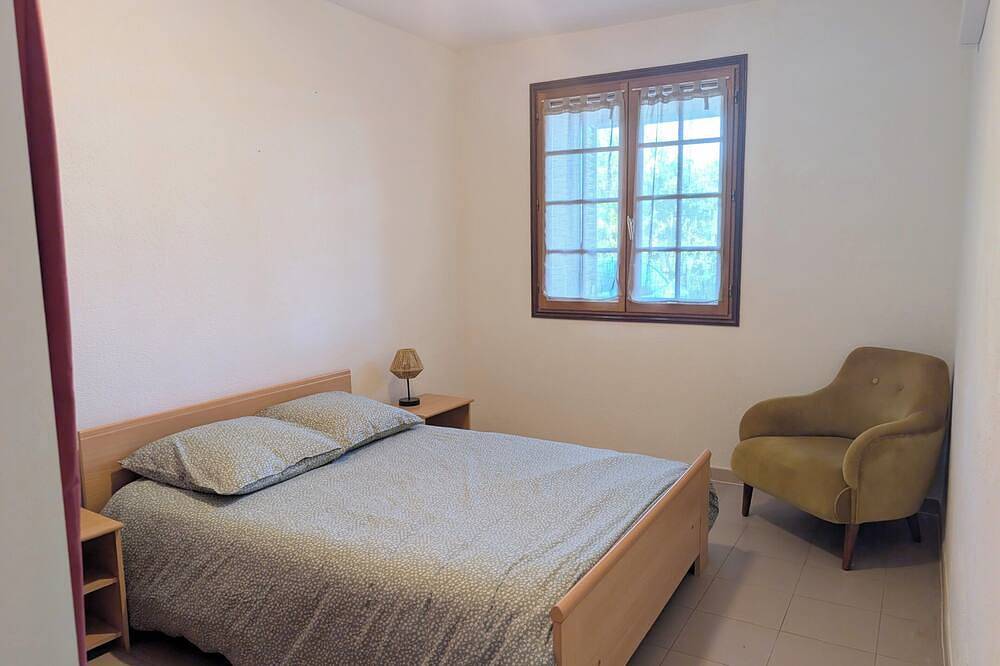 Appartamento intero, T3 ground floor facing maquis, quiet, close to beaches and mountains in Alata (Corsica), Ajaccio e dintorni