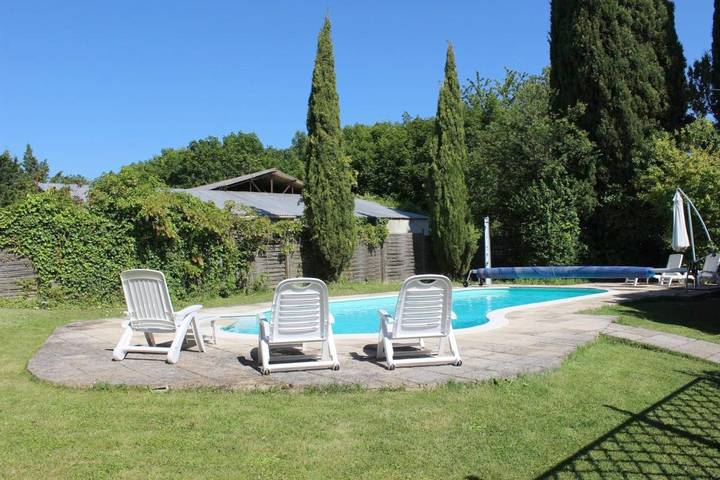 Maison de vacances pour 6 personnes, avec jardin et piscine