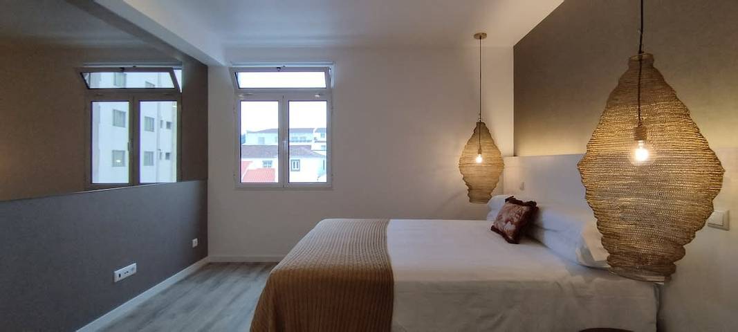 Apartamento entero, Apartamento de vacaciones para 5 personas con balcón in Isla de San Miguel, Ponta Delgada