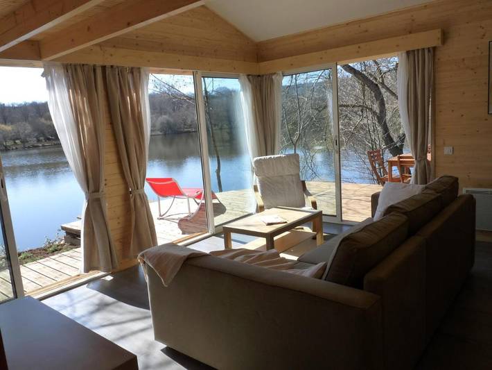 Gîte pour 6 personnes, avec Terrasse et Sauna ainsi que Vue sur le lac et Vue à Loubeyrat - 4