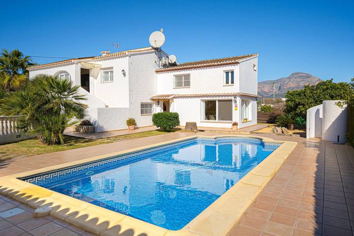Ferienhaus für 12 Personen, mit Garten in Jávea