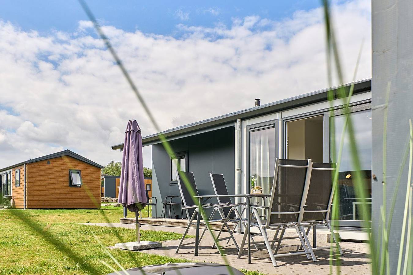 Freistehendes Ferienhaus Seebrise am See mit Terrasse und Wlan in Süsel in Süsel, Ostholstein