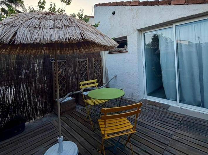 Double Room with Private Bathroom in Le Cailar, Côte méditerranéenne (France)