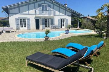 Gîte pour 8 personnes, avec balcon et jardin à Saint-Martin-de-Hinx
