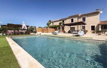 Maison de vacances pour 6 personnes, avec piscine et terrasse, animaux acceptés dans les Bouches-du-Rhône