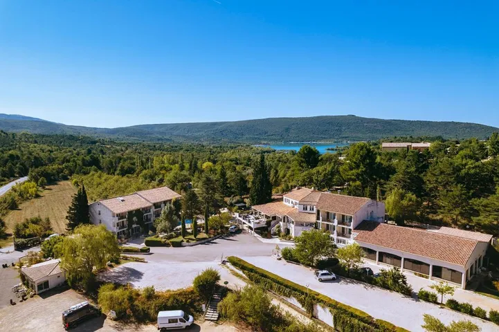 Hôtel pour 2 personnes, avec sauna et piscine ainsi que jardin et jacuzzi - 1