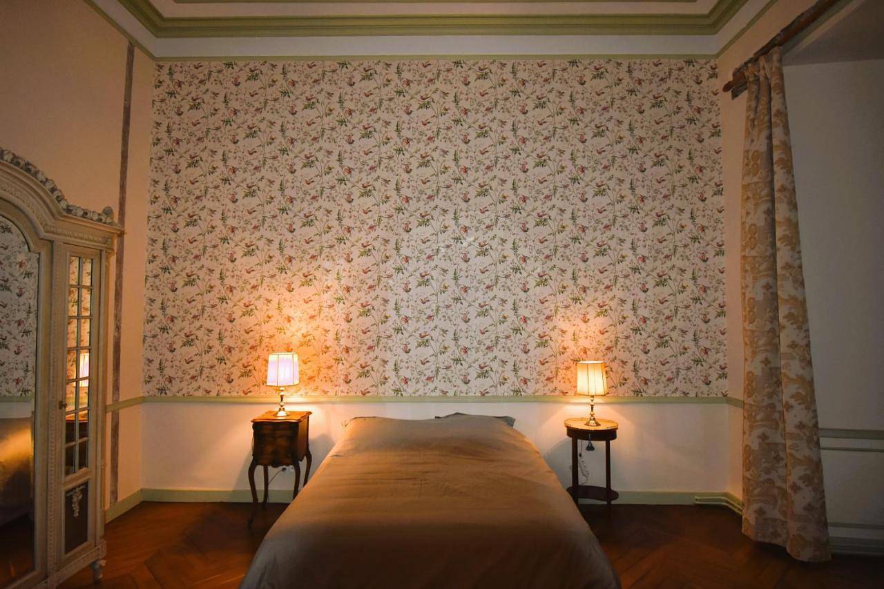 Appartement de vacances entier, La Chambre Verte - Château de la Chauvelière in Joué-sur-Erdre, Vallée de la Loire