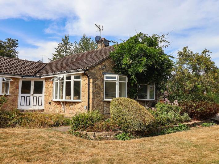 Log cabin for 6 people in Leeds