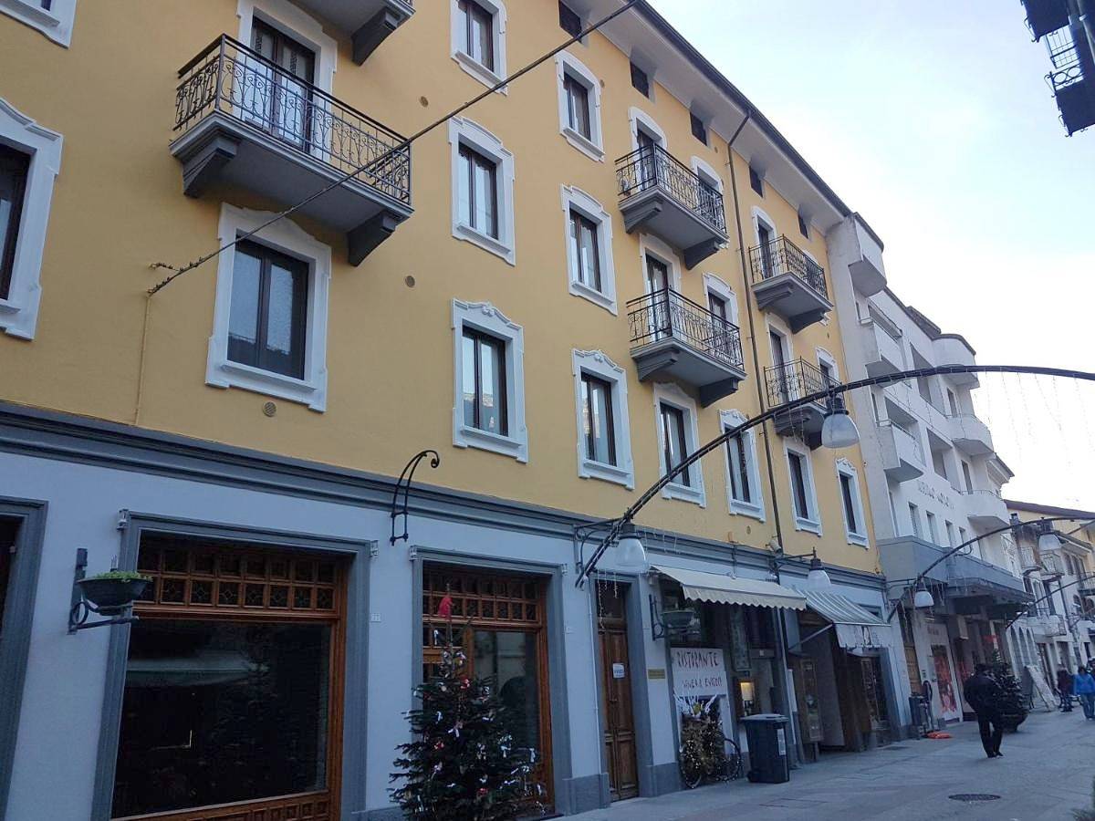 Appartement entier, Rouge et Noir in Saint-Vincent, Comune di Saint-Vincent