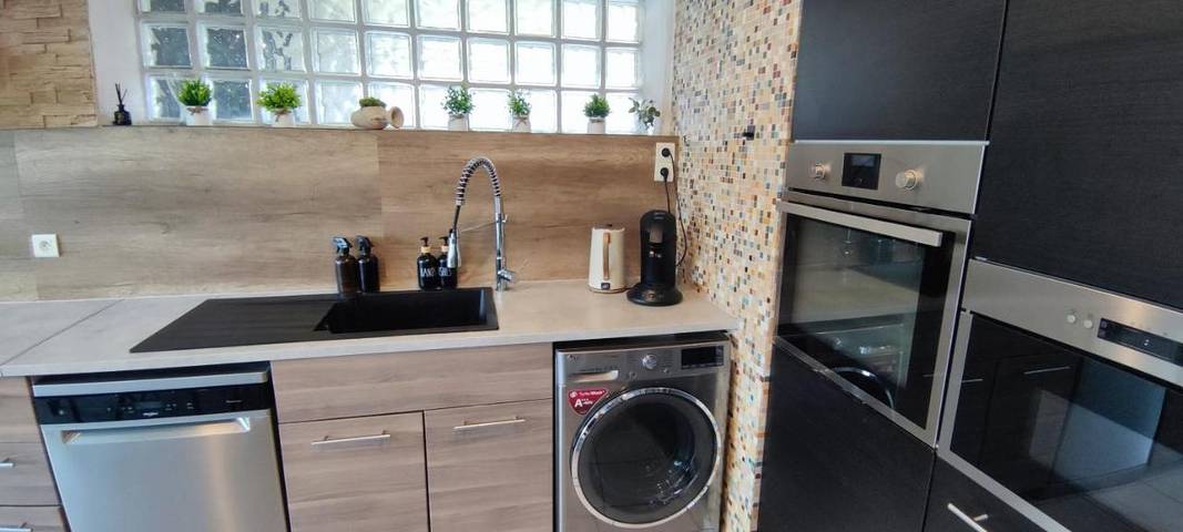 Location de vacances pour 15 personnes, avec terrasse ainsi que piscine et sauna, animaux acceptés à Retournac - 4