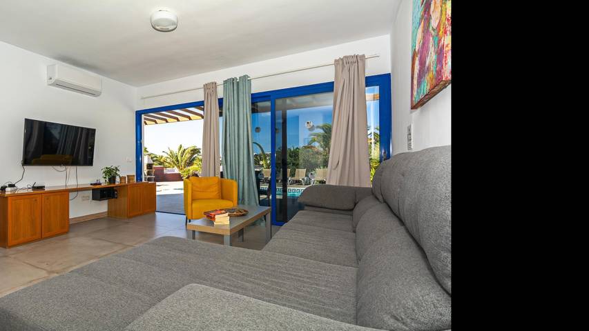 Ferienhaus für 6 Personen, mit Terrasse und Garten sowie Pool in Playa Blanca - 4