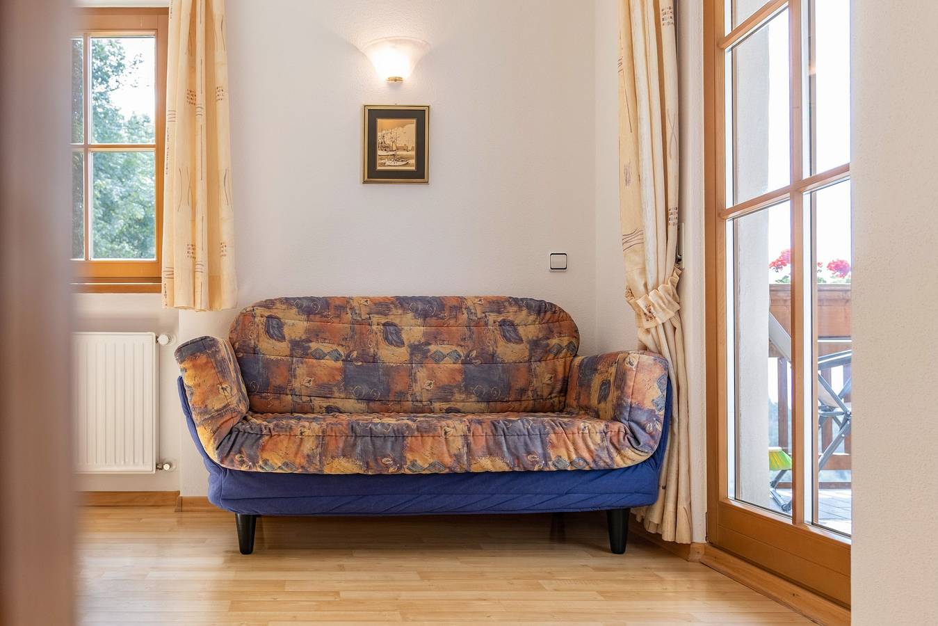 Entire apartment, Apartment 'Patztauhof Ortlerblick' with Mountain View, Private Terrace and Wi-Fi in Schluderns, Saldurkamm