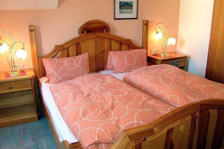 Doppelzimmer - Hotel Restaurant Fischer in Bad Waltersdorf, Steirerland