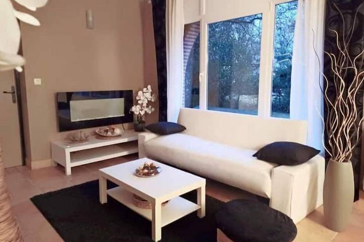 Gîte pour 4 personnes, avec Jardin