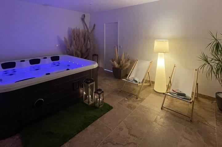 Chalet para 8 personas, con jacuzzi y jardín, Se admiten mascotas - 1