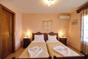 Villa for 4 People in Sporades, Decentralized Administration of Thessaly - Central Greece, Photo 4