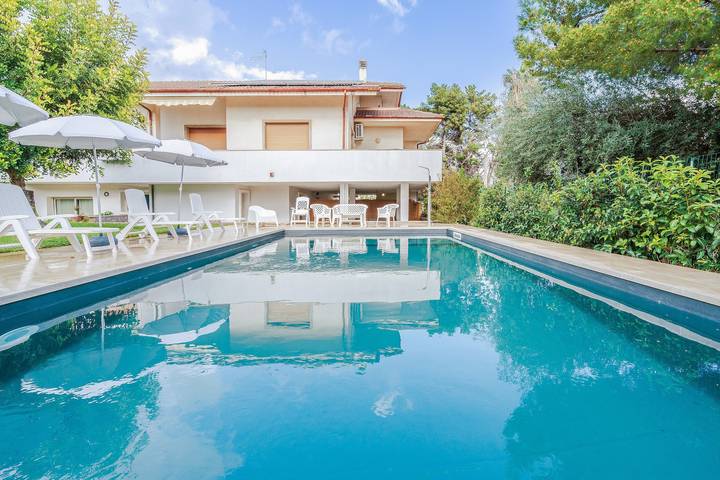 Casa vacanze 'Zacchitella Garden House' con piscina privata, Wi-Fi e aria condizionata in Rosolini, Siracusa e dintorni