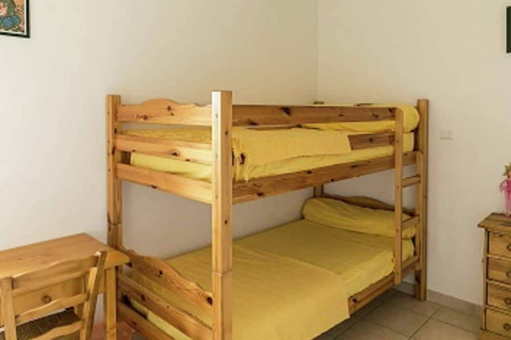 Holiday Home in Oppède with Private Pool in Oppède, Parc naturel régional du Luberon
