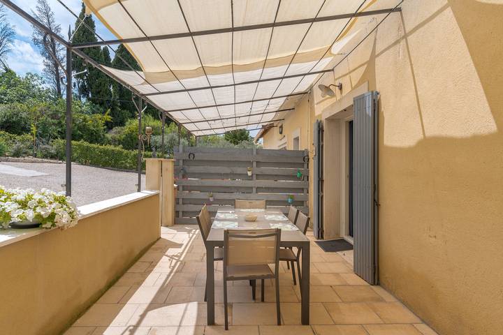 Location de vacances pour 6 personnes, avec jardin à Saint-Rémy-de-Provence - 4