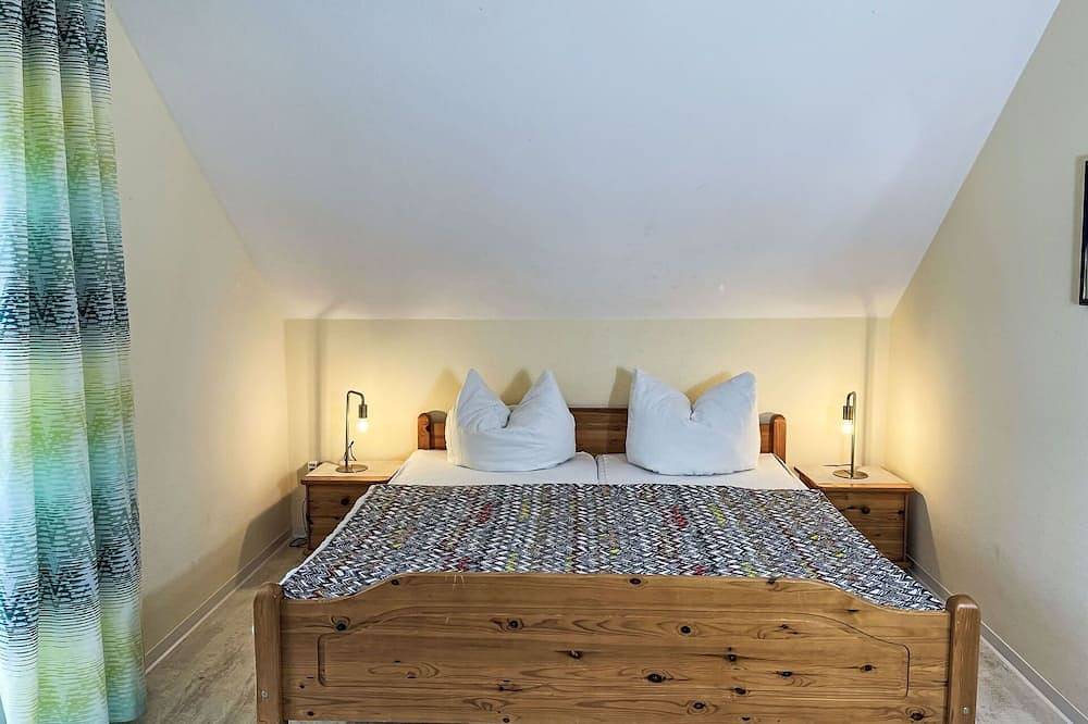 Herrliche Wohnung in einem Ferienhaus für 6 Leute mit  W-Lan, Tv, Terrasse und Haustiere erlaubt in Fünfseen, Plauer See