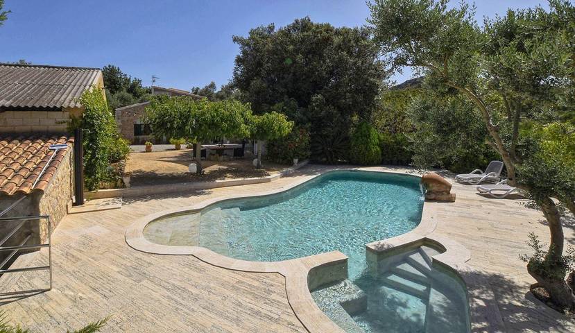 Finca mit Whirlpool für 2 Personen, mit Terrasse und Garten sowie Whirlpool in Alcúdia - 4